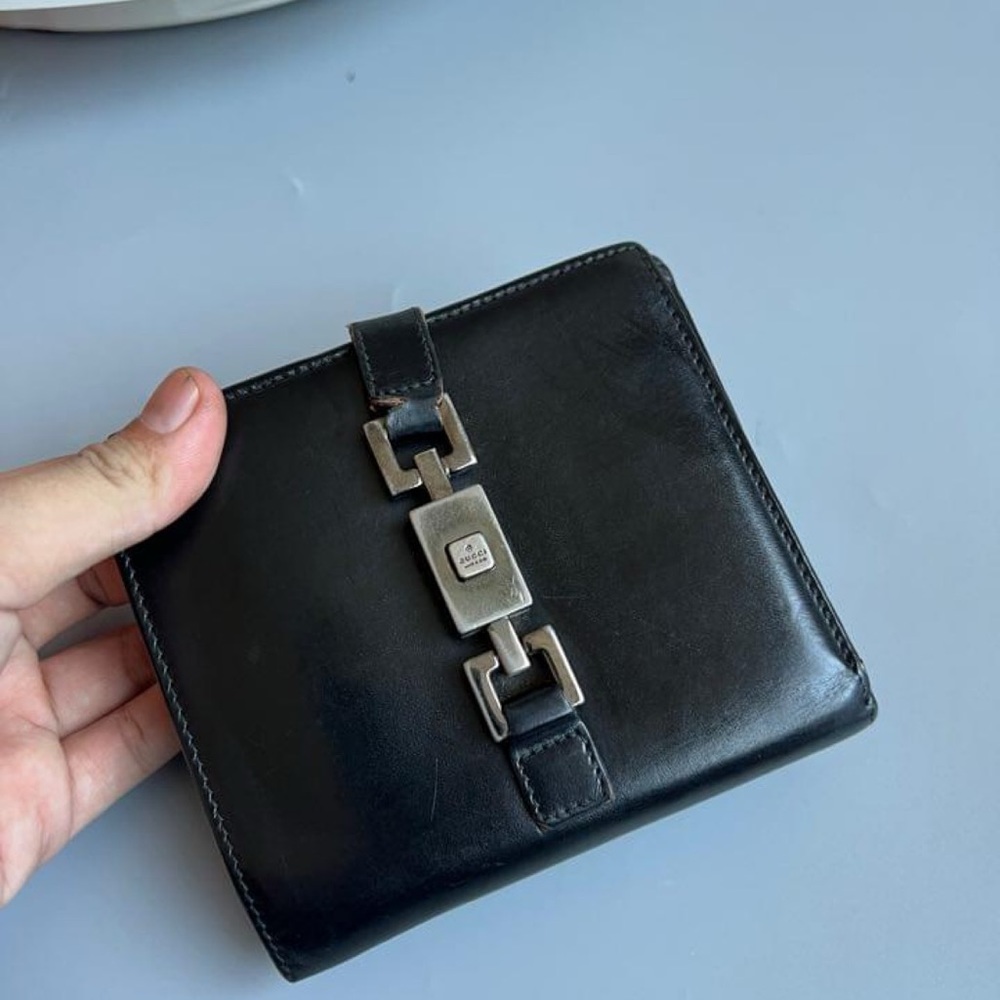 Authentic Gucci wallet